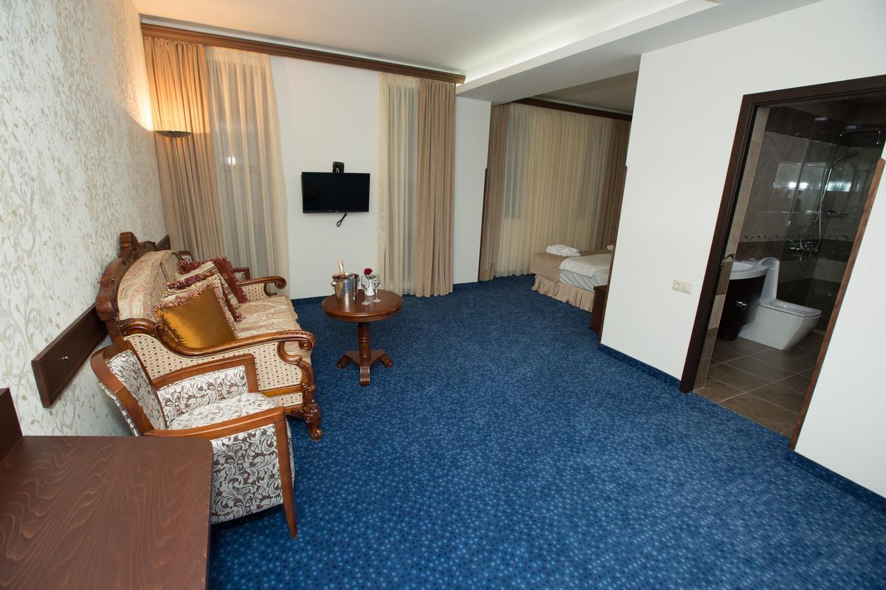 Faria Boutique Hotel Цахкадзор Екстериор снимка