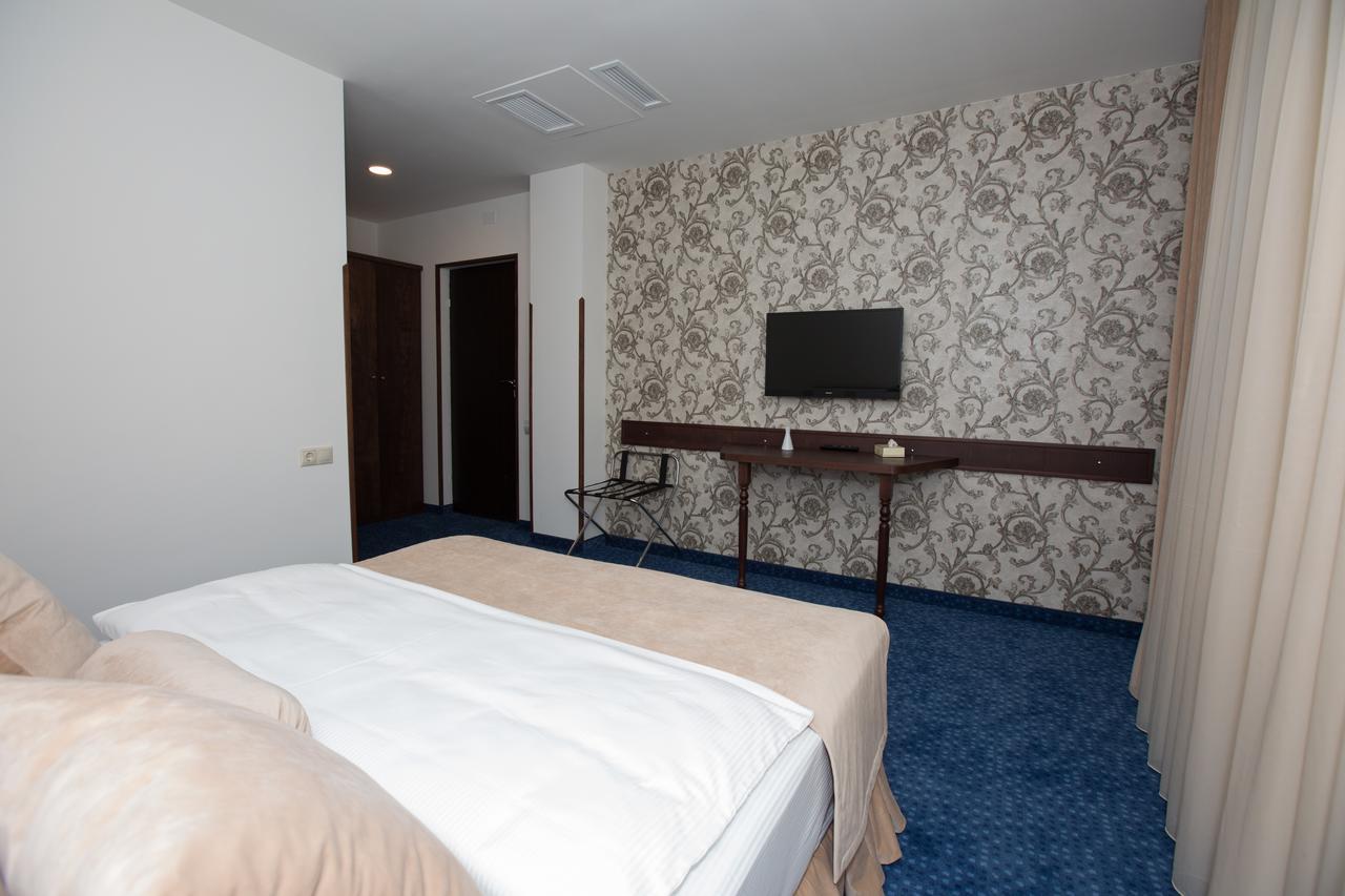 Faria Boutique Hotel Цахкадзор Екстериор снимка