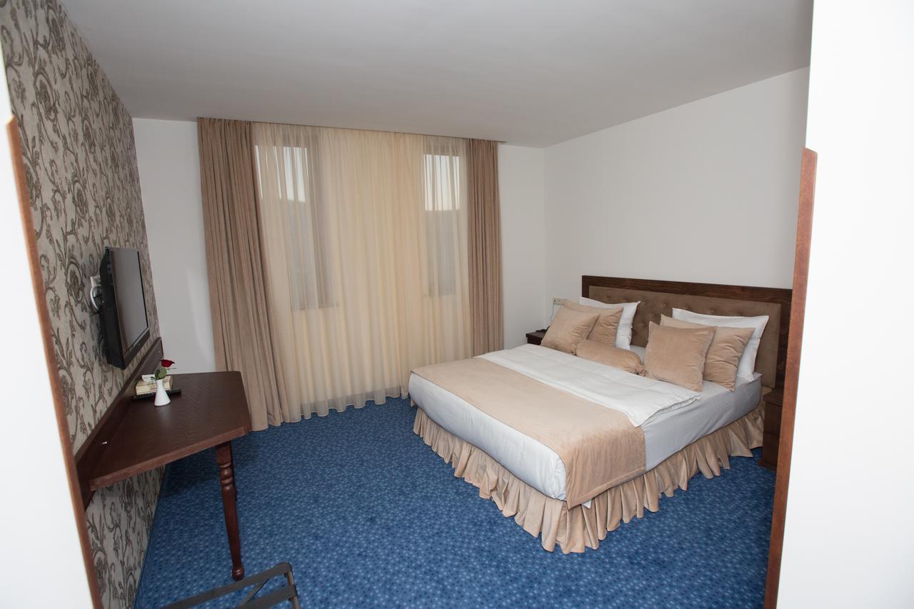 Faria Boutique Hotel Цахкадзор Екстериор снимка