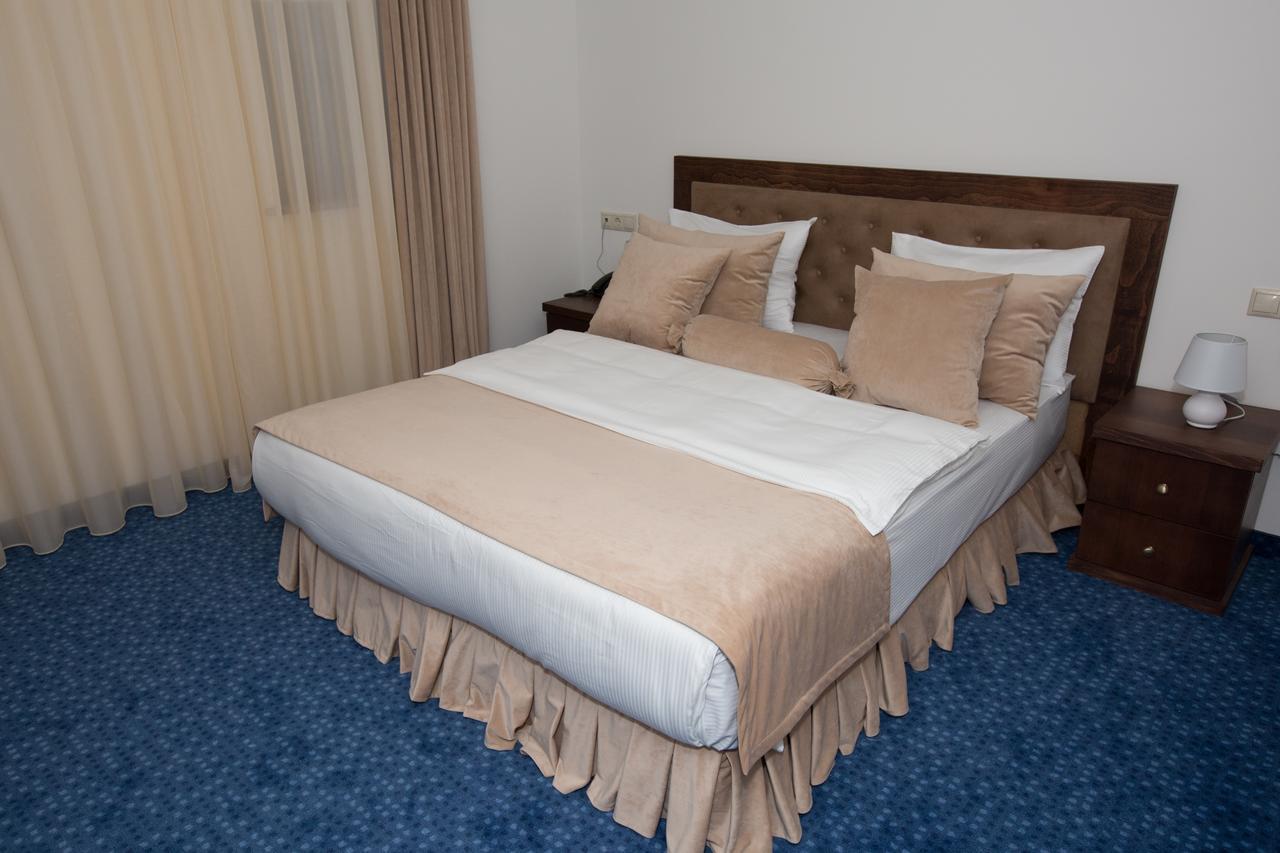 Faria Boutique Hotel Цахкадзор Екстериор снимка